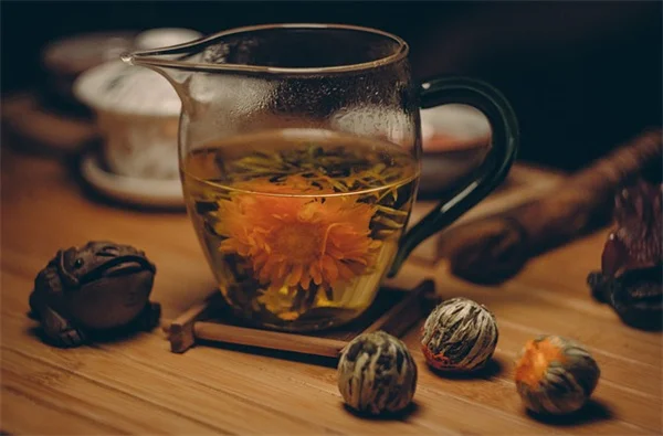 春の初めての芝刈り、絶対に守るべき3つのルール
